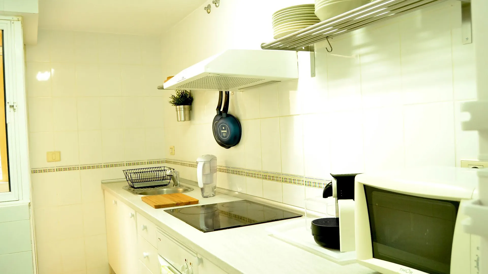 El Medano, 3 Bedrooms, Pool, Balcony And Parking Arona